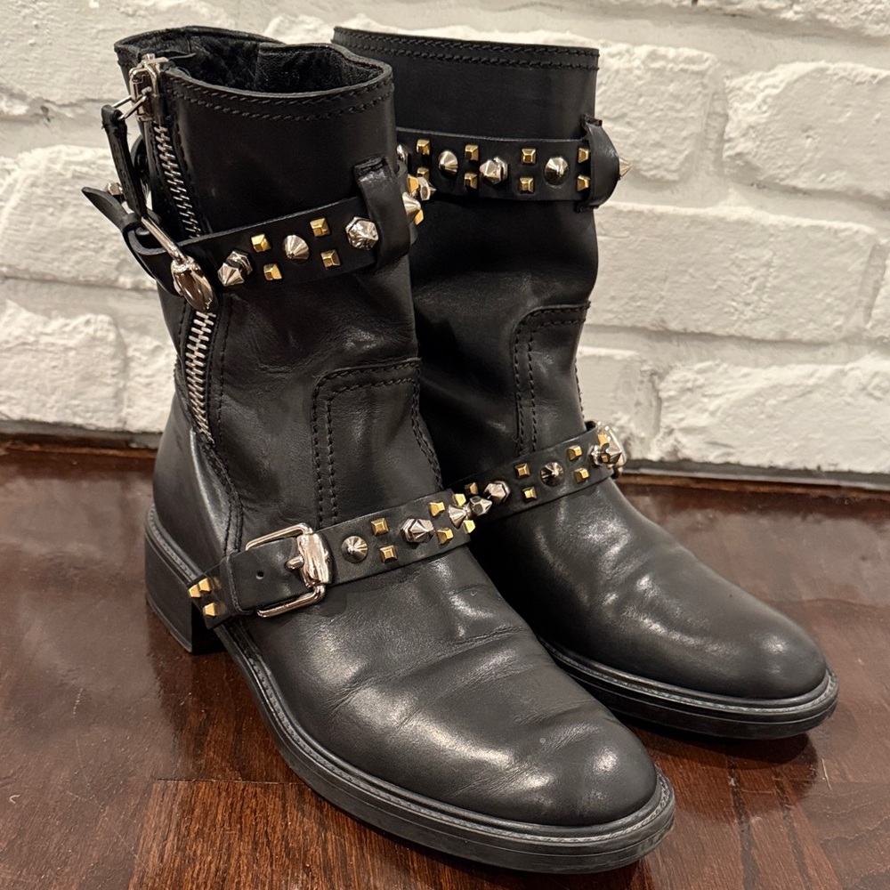 Gucci Bonneville Studded Black Leather Moto Boot
